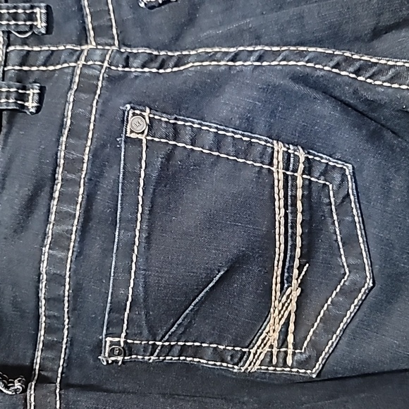 BKE Dark Wash Boot Cut Jeans (30) - Picture 3 of 4